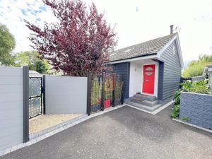 Photo 27- click for photo gallery